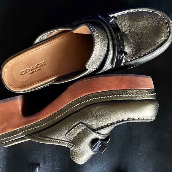Coach Metallic Clogs size 7.5 - Picture 1 of 2